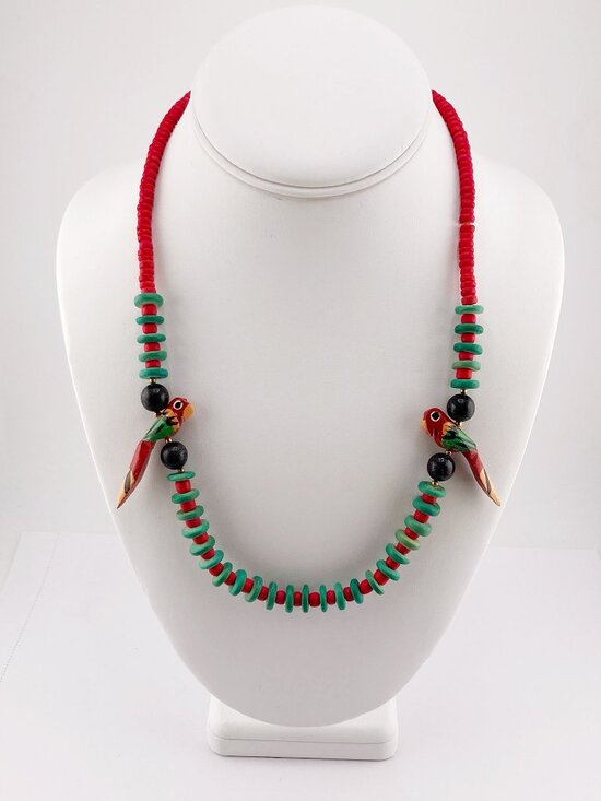 Vintage Jewelry - VINTAGE Red and green wooden parrot beaded necklace w/ handpainted beads jewelry